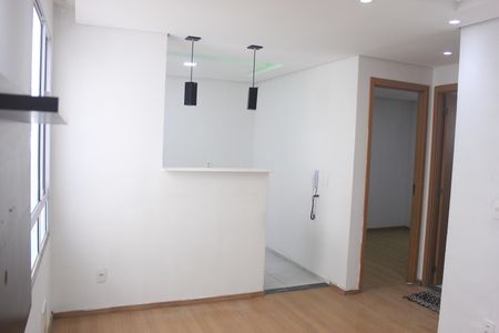 Sala de apartamento para alugar com 2 quartos, 42m² em Jardim Nova Cidade, Guarulhos