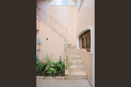 Casa à venda com 198m², 4 quartos e 3 vagasQuintal