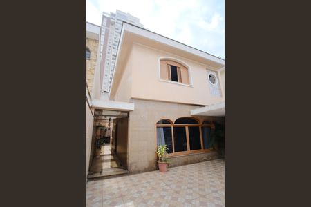 Casa à venda com 198m², 4 quartos e 3 vagasEntrada