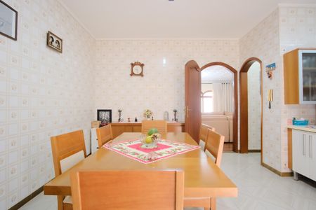 Casa à venda com 198m², 4 quartos e 3 vagasCopa / Cozinha