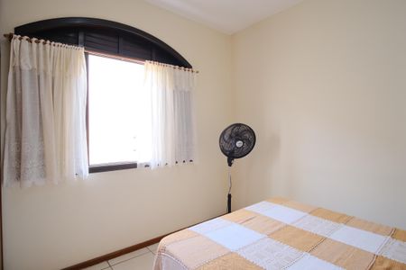 Casa à venda com 198m², 4 quartos e 3 vagasQuarto 1