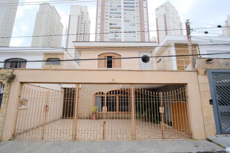 Casa à venda com 198m², 4 quartos e 3 vagasFachada