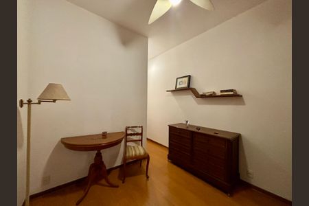 Apartamento à venda com 80m², 2 quartos e 1 vagaQuarto 2