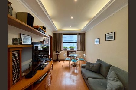 Sala de apartamento à venda com 2 quartos, 80m² em Copacabana, Rio de Janeiro