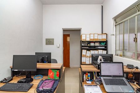 Casa à venda com 300m², 5 quartos e 2 vagasCasa 2