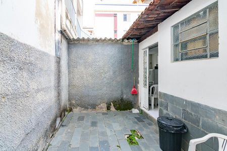 Casa à venda com 300m², 5 quartos e 2 vagasQuintal
