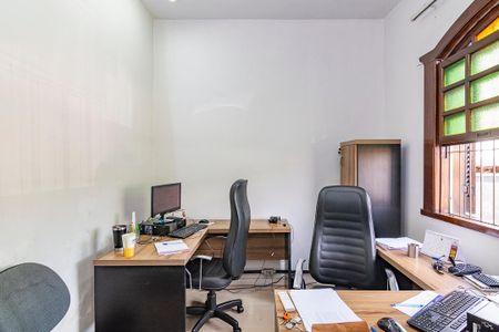 Casa à venda com 300m², 5 quartos e 2 vagasCasa 2