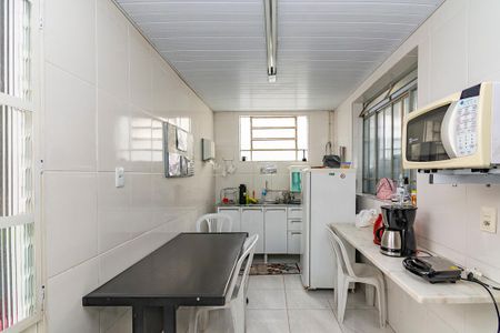 Casa à venda com 300m², 5 quartos e 2 vagasCasa 2