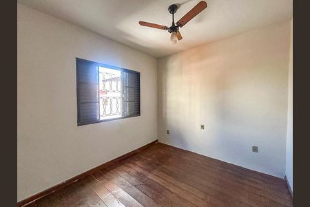 Quarto  de casa à venda com 5 quartos, 300m² em Prado, Belo Horizonte