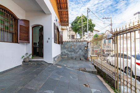 Casa à venda com 300m², 5 quartos e 2 vagasGaragem
