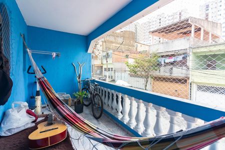 Varanda  de casa à venda com 4 quartos, 500m² em Santa Maria, Osasco