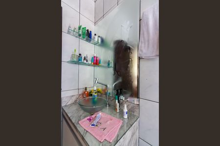 Casa à venda com 500m², 1 quarto e 1 vagaBanheiro 2