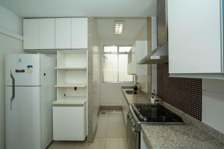Apartamento para alugar com 145m², 3 quartos e 1 vagaCOZINHA