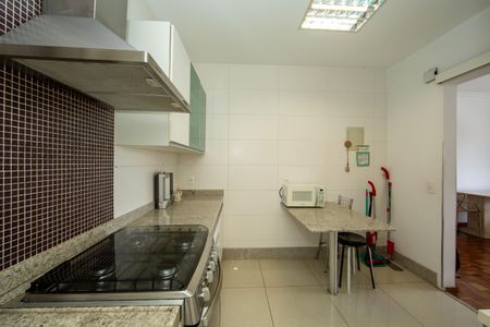 Apartamento para alugar com 145m², 3 quartos e 1 vagaCOZINHA
