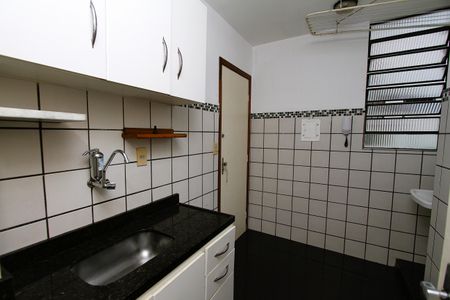 Apartamento à venda com 45m², 2 quartos e 1 vagaCozinha