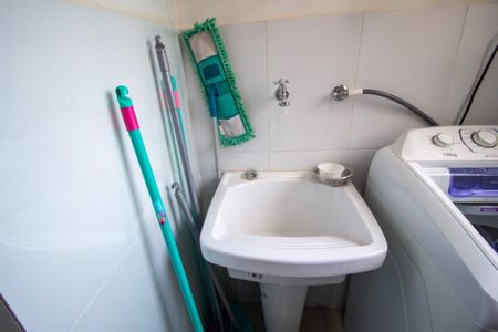 Apartamento para alugar com 55m², 2 quartos e 1 vagaÁrea de Serviço