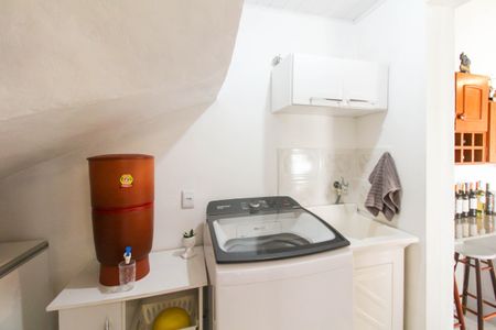 Casa de condomínio à venda com 94m², 3 quartos e 2 vagasÁrea de Serviço