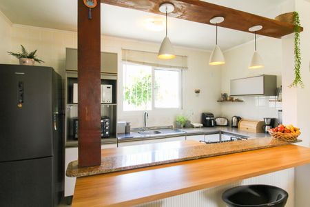 Casa de condomínio à venda com 94m², 3 quartos e 2 vagasCozinha