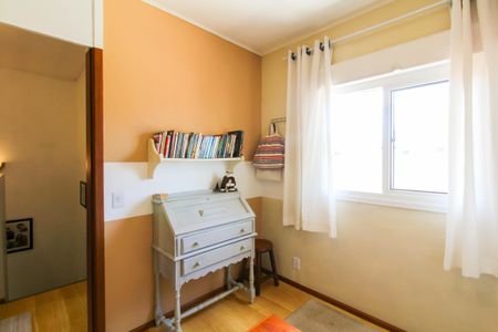 Casa de condomínio à venda com 94m², 3 quartos e 2 vagasQuarto 1