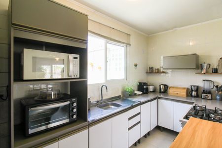 Casa de condomínio à venda com 94m², 3 quartos e 2 vagasCozinha