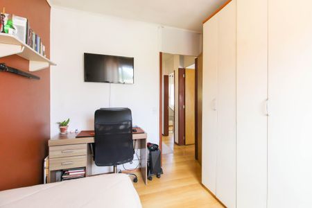 Casa de condomínio à venda com 94m², 3 quartos e 2 vagasQuarto 2