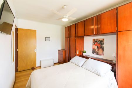 Casa de condomínio à venda com 94m², 3 quartos e 2 vagasQuarto 3