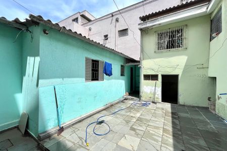 Casa para alugar com 45m², 1 quarto e 1 vagaQuintal