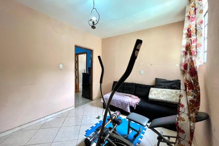 Casa para alugar com 45m², 1 quarto e 1 vagaQuarto 2