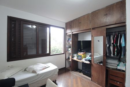 Casa à venda com 500m², 5 quartos e 7 vagasQuarto