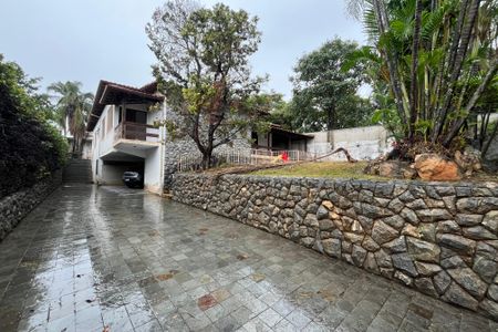 Casa à venda com 500m², 5 quartos e 7 vagasGaragem