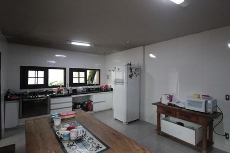 Casa à venda com 500m², 5 quartos e 7 vagasCozinha