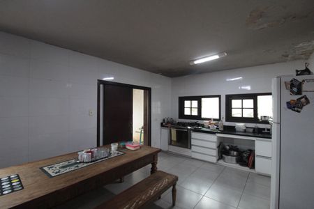 Casa à venda com 500m², 5 quartos e 7 vagasCozinha