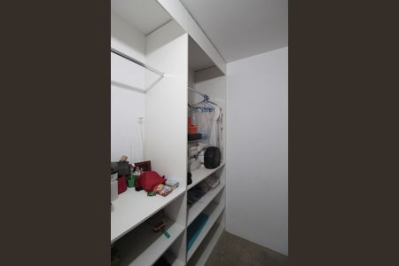 Casa à venda com 500m², 5 quartos e 7 vagasCloset
