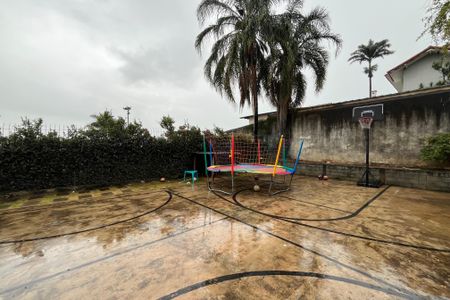 Casa à venda com 500m², 5 quartos e 7 vagasQuadra Esportiva