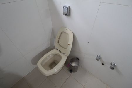 Casa à venda com 500m², 5 quartos e 7 vagasBanheirov