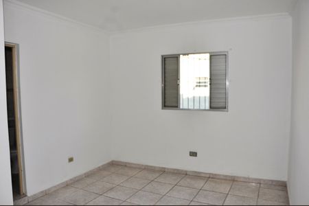 Casa para alugar com 100m², 3 quartos e 1 vagaDetalhe - Quarto 03 com Suíte