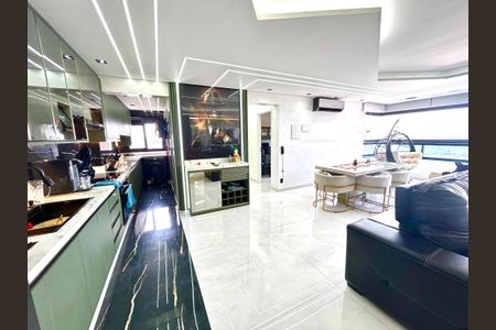 Apartamento para alugar com 90m², 2 quartos e 2 vagasCozinha