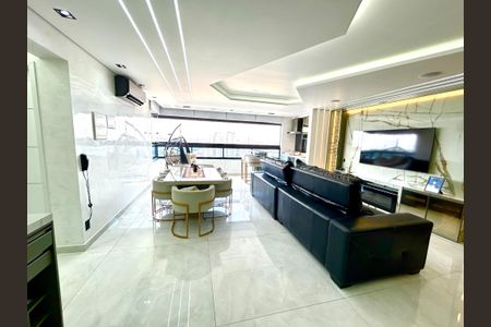 Apartamento para alugar com 90m², 2 quartos e 2 vagasCozinha 