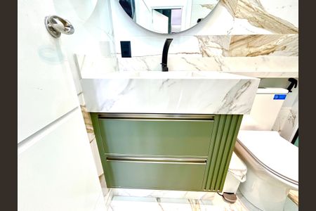 Apartamento para alugar com 90m², 2 quartos e 2 vagasBanheiro 1