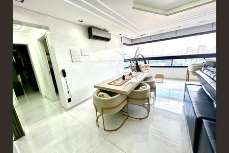 Apartamento para alugar com 90m², 2 quartos e 2 vagasSala