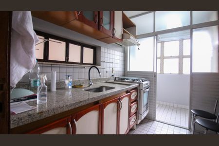 Apartamento à venda com 74m², 3 quartos e 1 vaga Apartamento à venda com 74m², 3 quartos e 1 vagaCozinha