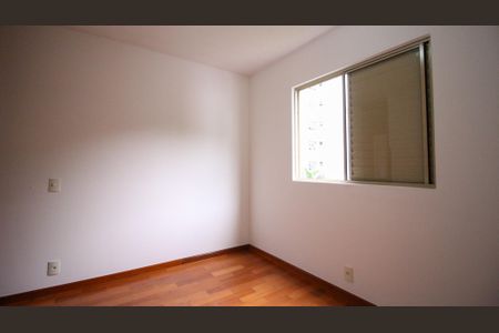 Apartamento à venda com 74m², 3 quartos e 1 vaga Apartamento à venda com 74m², 3 quartos e 1 vagaQuarto 2