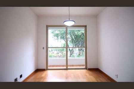 Apartamento à venda com 74m², 3 quartos e 1 vaga Apartamento à venda com 74m², 3 quartos e 1 vagaSala