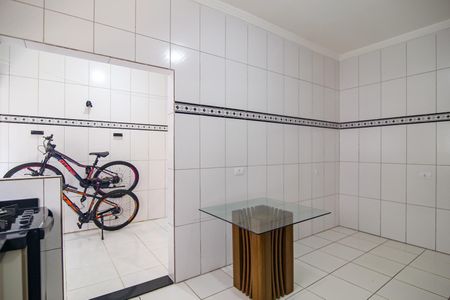 Casa para alugar com 150m², 2 quartos e 2 vagasCozinha