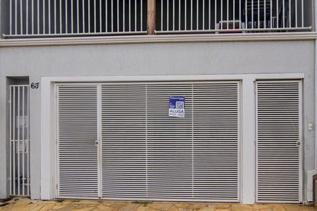 Casa para alugar com 150m², 2 quartos e 2 vagasFachada