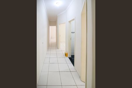 Casa para alugar com 150m², 2 quartos e 2 vagasCorredor