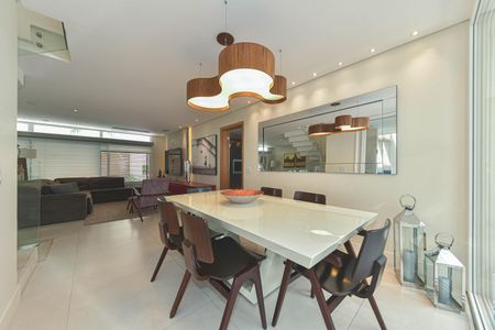 Sala de casa à venda com 4 quartos, 340m² em Campo Belo, São Paulo