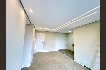 Sala de apartamento para alugar com 2 quartos, 69m² em Vila Rosalia, Guarulhos