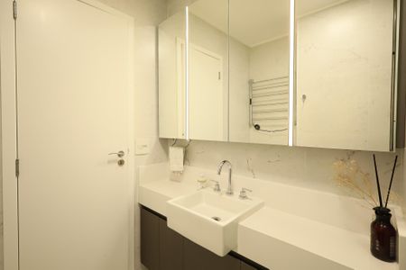 Apartamento para alugar com 134m², 3 quartos e 2 vagasBanheiro da Suíte 1