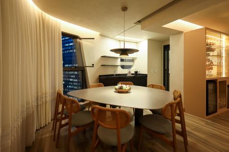 Apartamento para alugar com 134m², 3 quartos e 2 vagasSala de jantar 